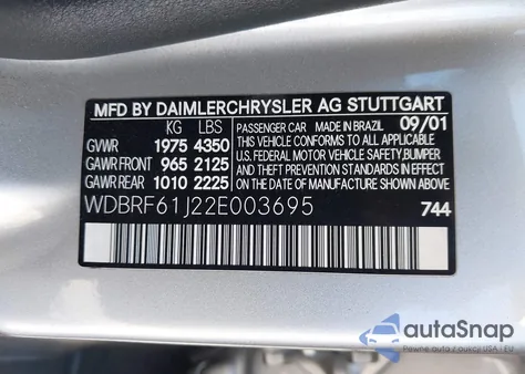 2002 Mercedes-Benz C 240 z USA, uszkodzony, nr VIN WDBRF61J22E003695